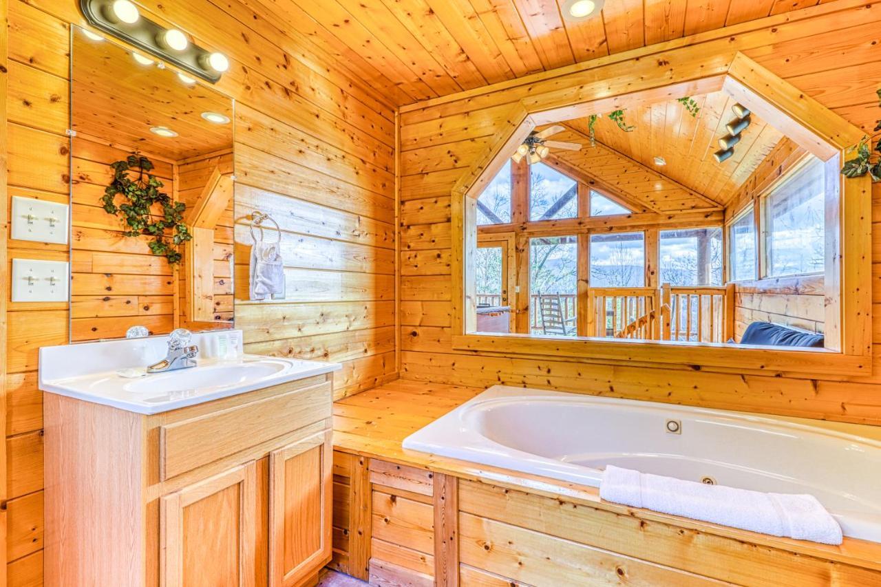 Just The Two Of Us Villa Pigeon Forge Ngoại thất bức ảnh